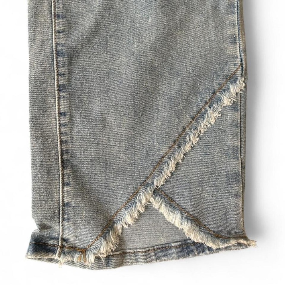 Y2K light wash fitted jeans 💿✨ super flattering plus size XXL denim - Picture 7 of 8